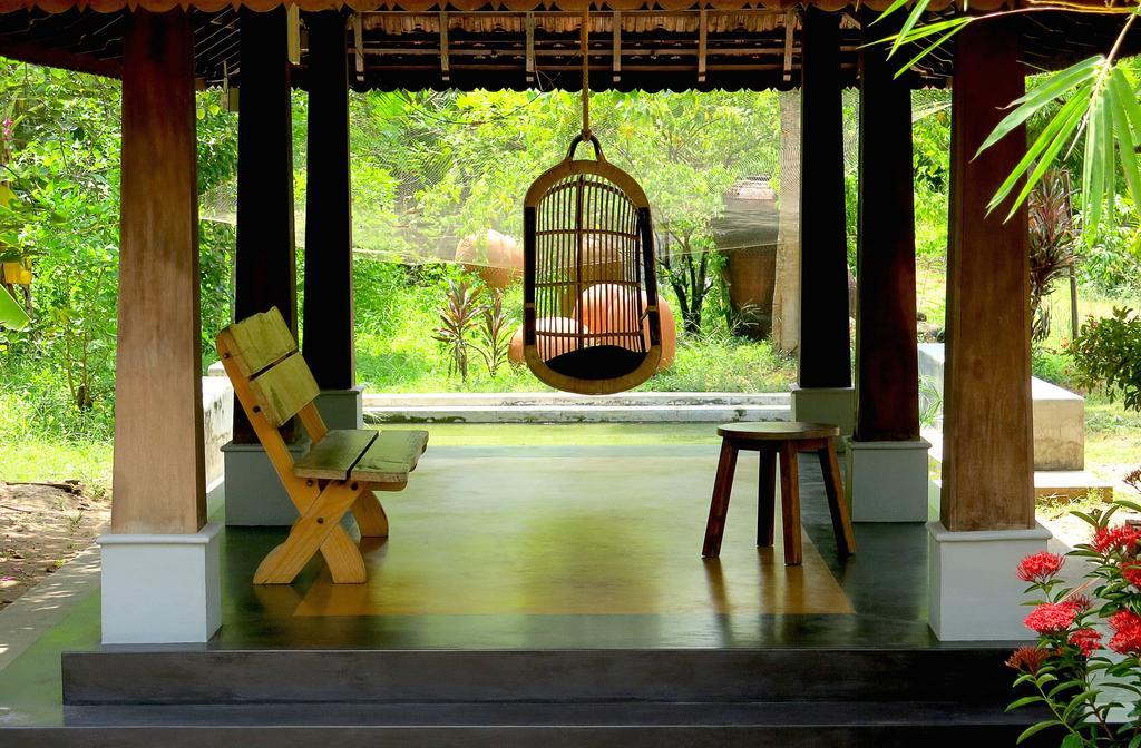 Clayfingers Art Cottage Thrissur Bagian luar foto